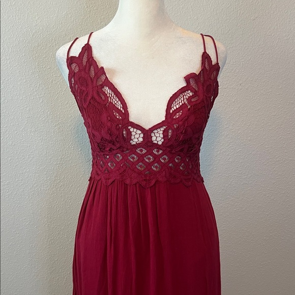 Fp One Dresses & Skirts - Free People Lace/Ruffle Strappy Maxi Dress Red Size Medium *Flaw